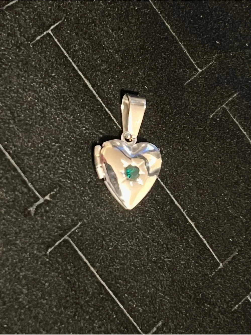 Silver toned Heart Locket Pendant with Green Stone